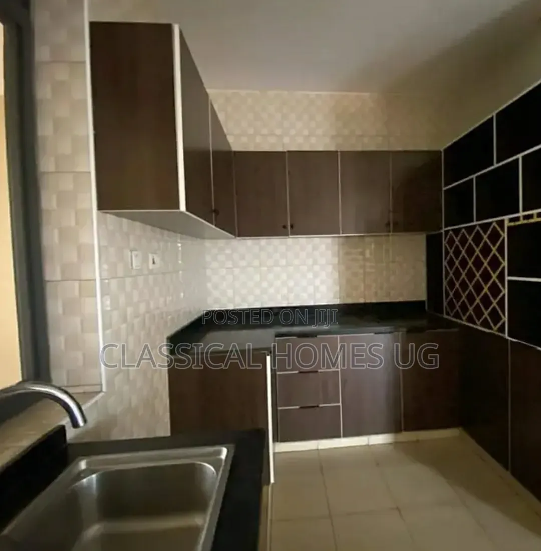 3bdrm Apartment in Lubowa Entebbe Road, Central Division for rent