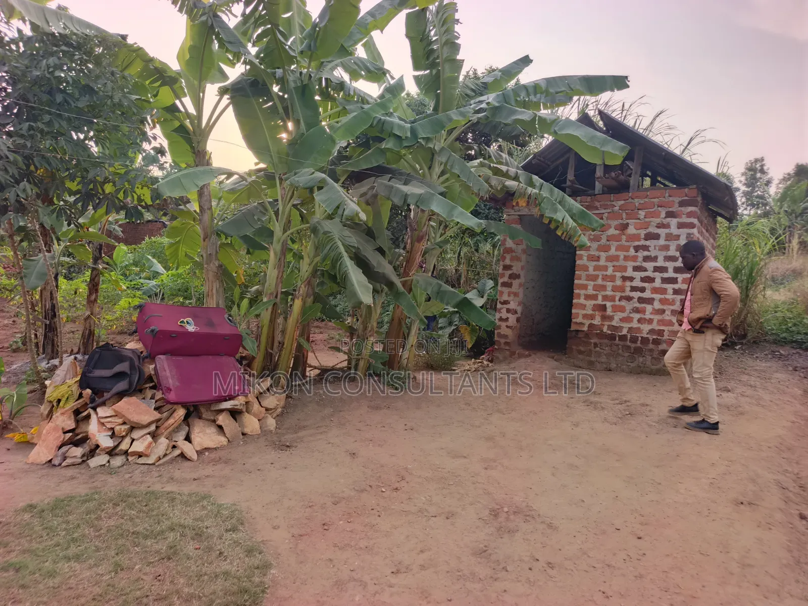 3bdrm House in Kavule, Central Division for sale