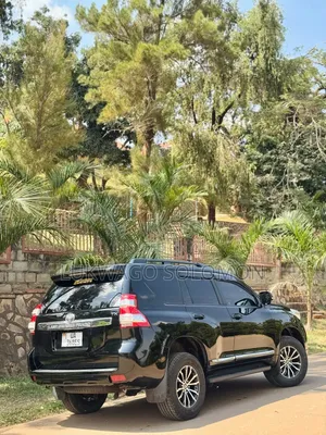 Toyota Land Cruiser Prado 2015 Black