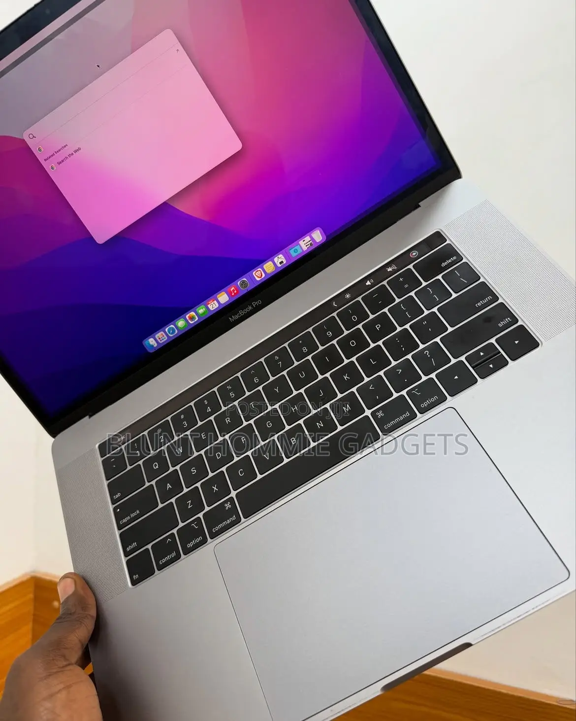 Laptop Apple MacBook Pro 2019 32GB Intel Core i9 SSD 256GB