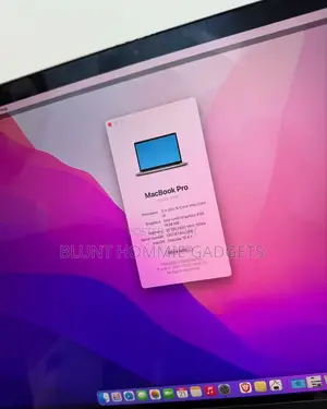 Laptop Apple MacBook Pro 2019 32GB Intel Core i9 SSD 256GB