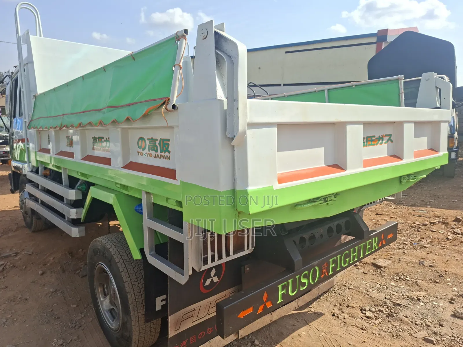 Mitsubishi Fuso Fighter Dumper