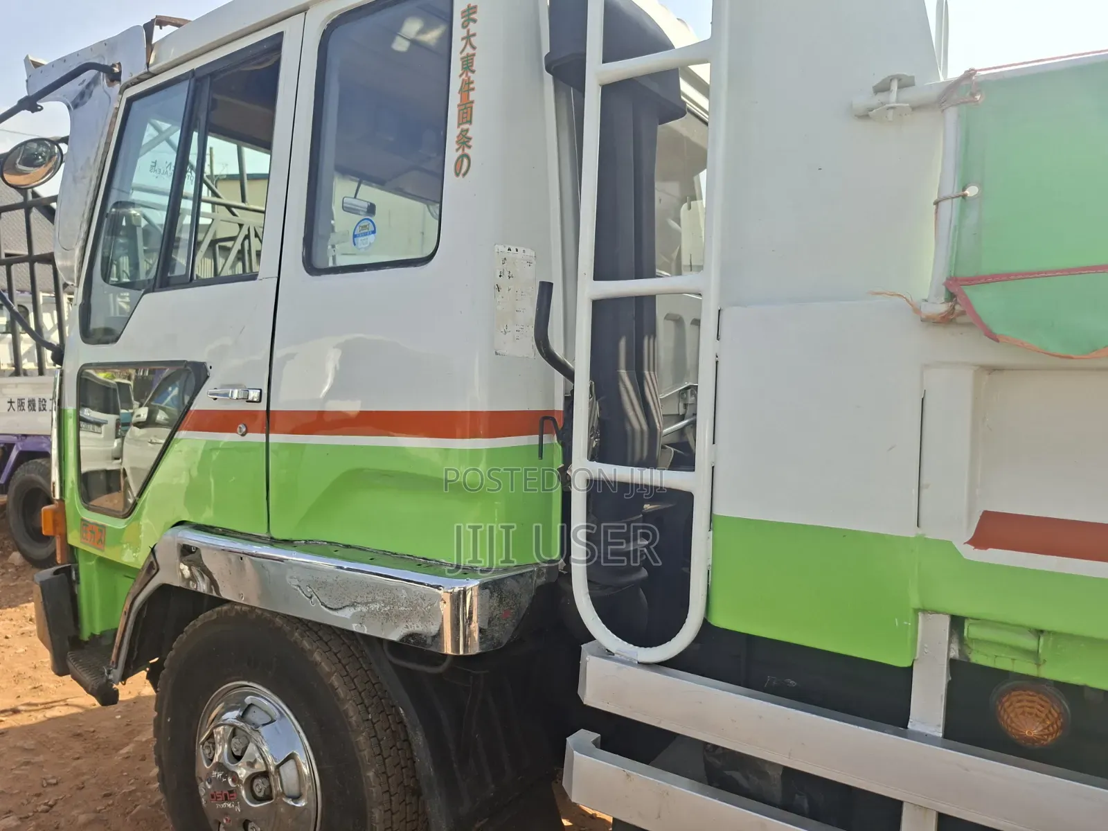 Mitsubishi Fuso Fighter Dumper