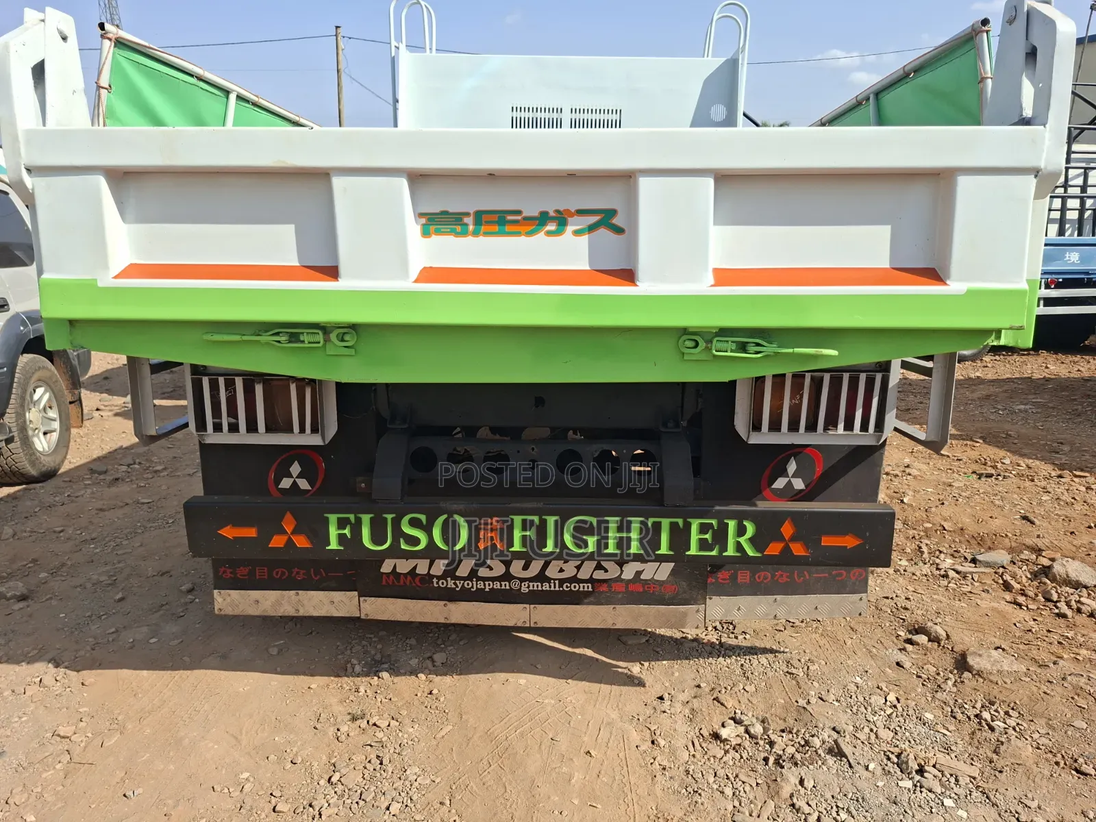 Mitsubishi Fuso Fighter Dumper