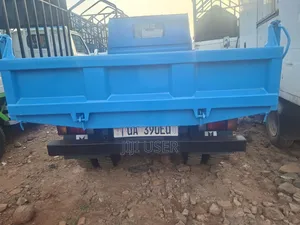 Isuzu Elf Dumper
