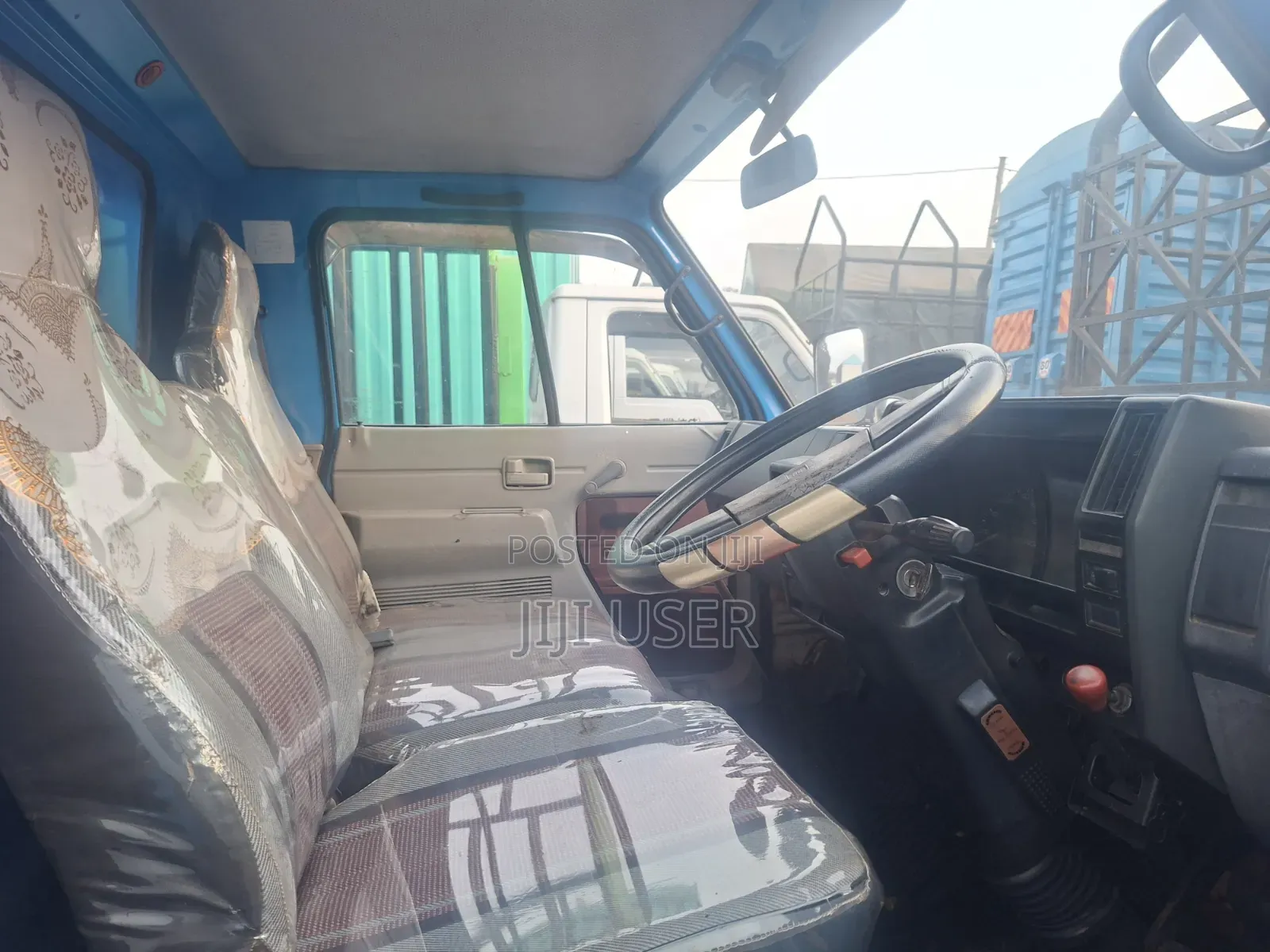 Isuzu Elf Dumper