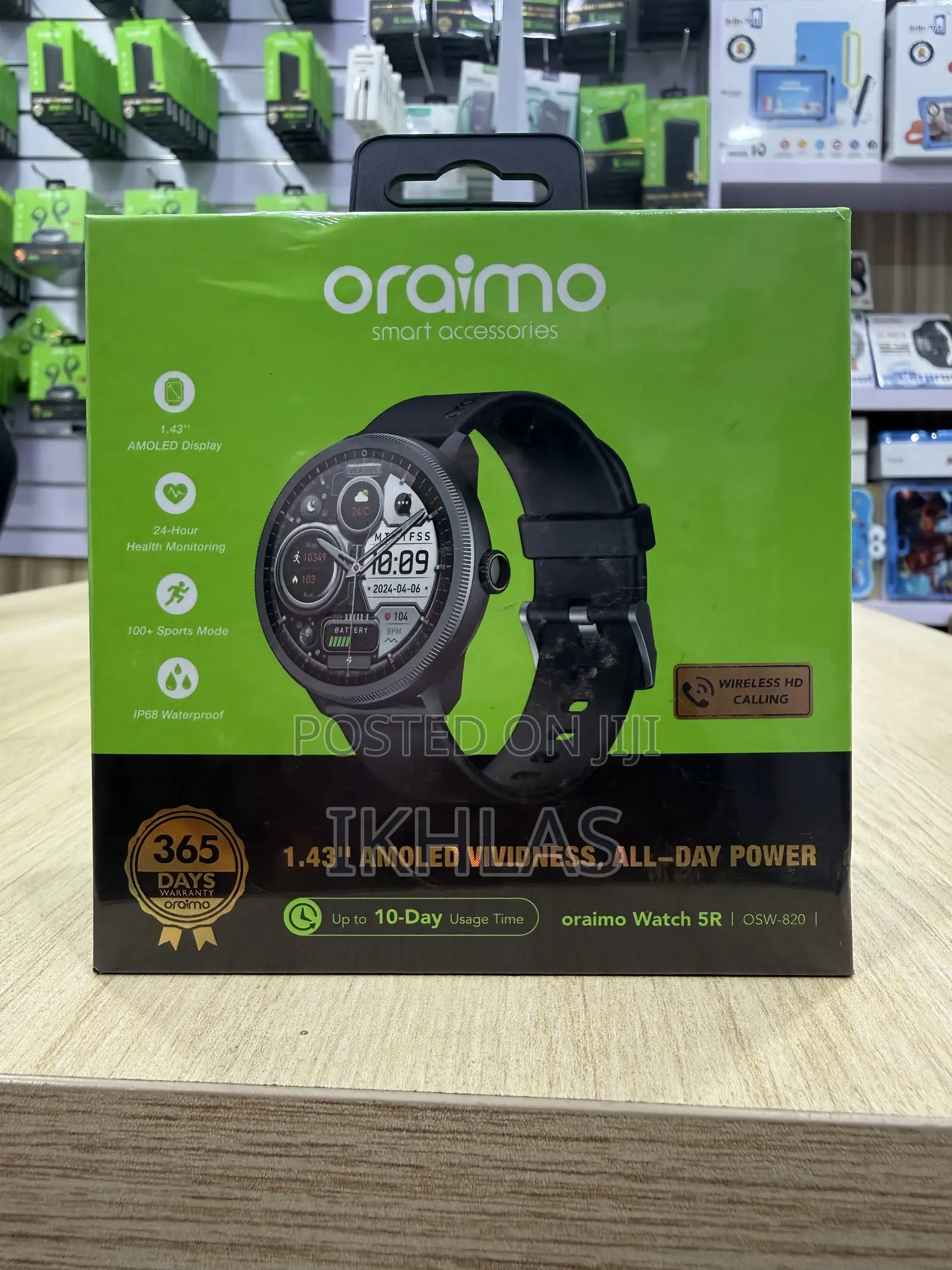 Oraimo Watch 5r Osw-820 Smart Watch Has Vivid Amoled Screen Display