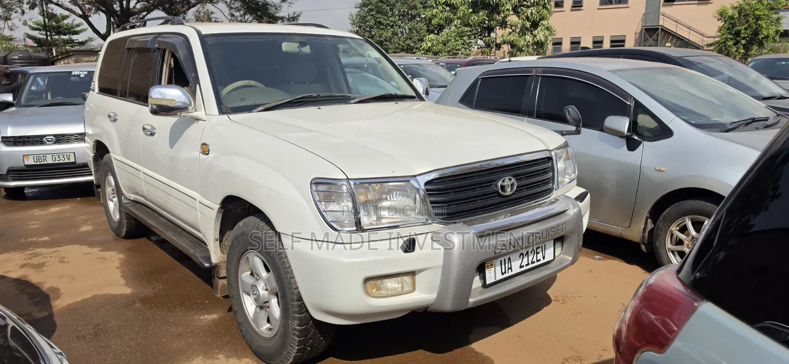 Toyota Land Cruiser 2002 White
