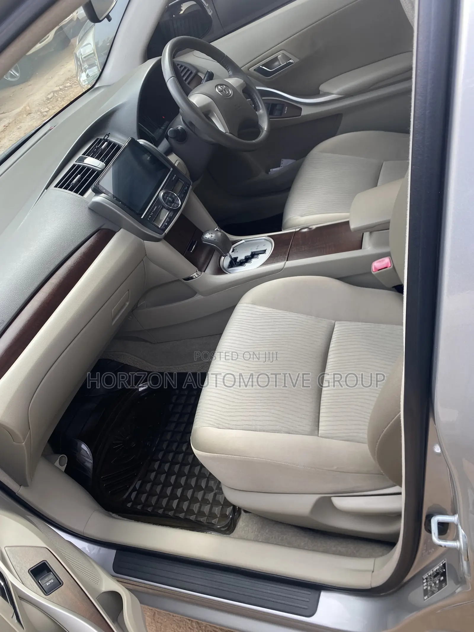 Toyota Premio 1.8 FWD 2011 Gray