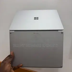 Laptop Microsoft Surface Laptop 2 8GB Intel Core i5 SSD 256GB