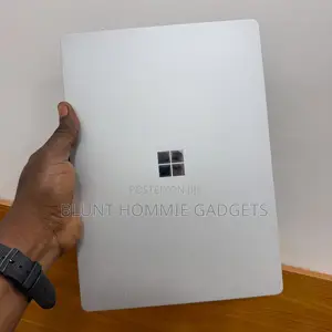 Laptop Microsoft Surface Laptop 2 8GB Intel Core i5 SSD 256GB
