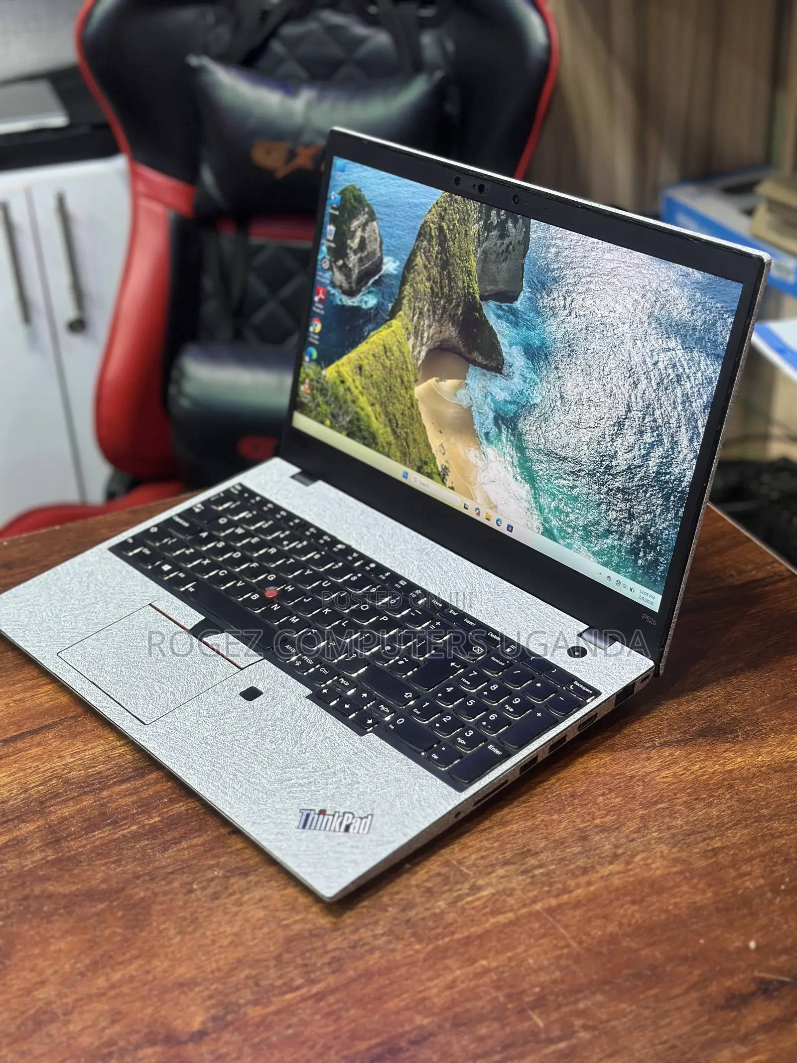 New Laptop Lenovo ThinkPad P52s 8GB Intel Core i7 SSD 256GB