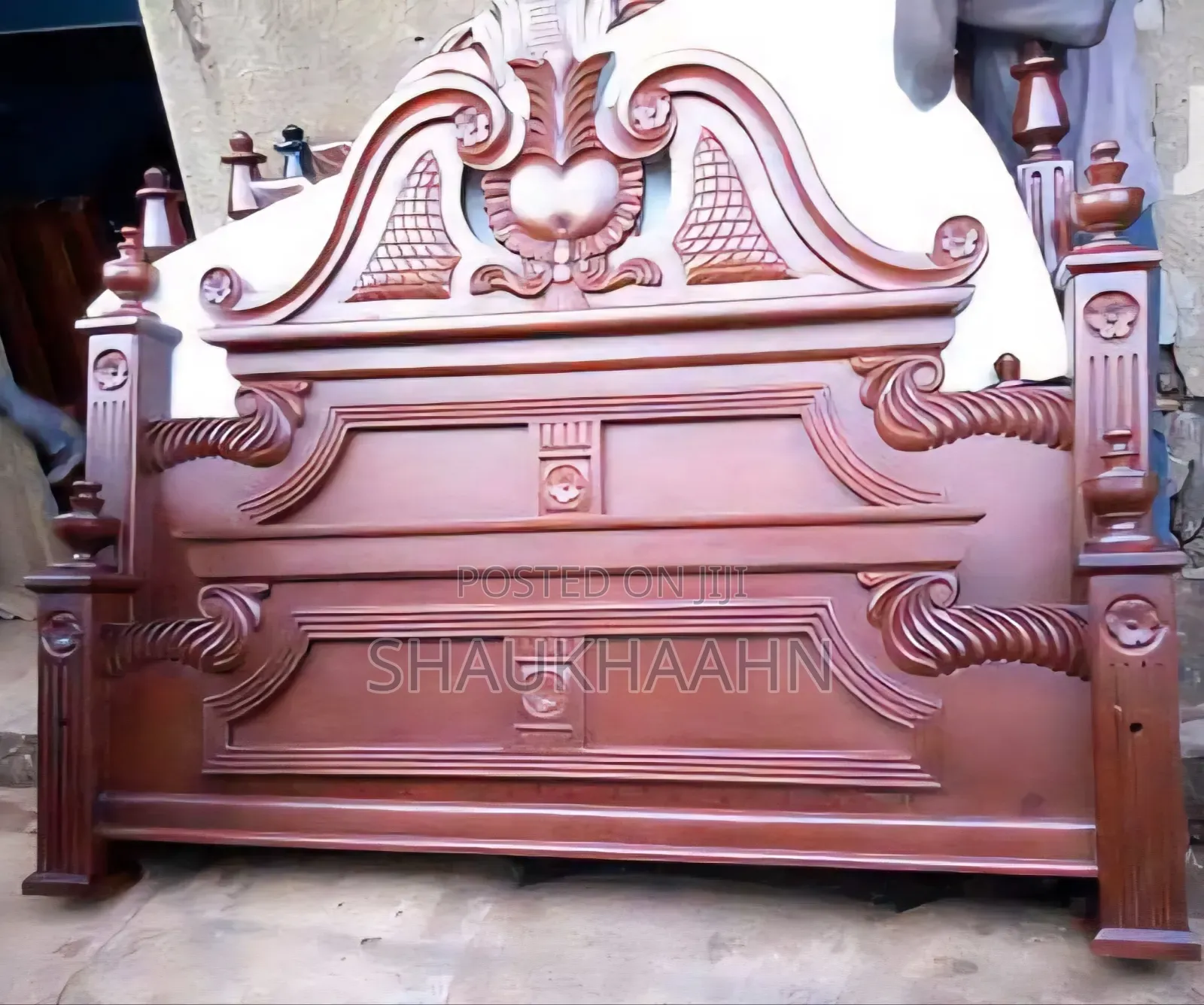 5×6 Mahogany Bed and Mattress