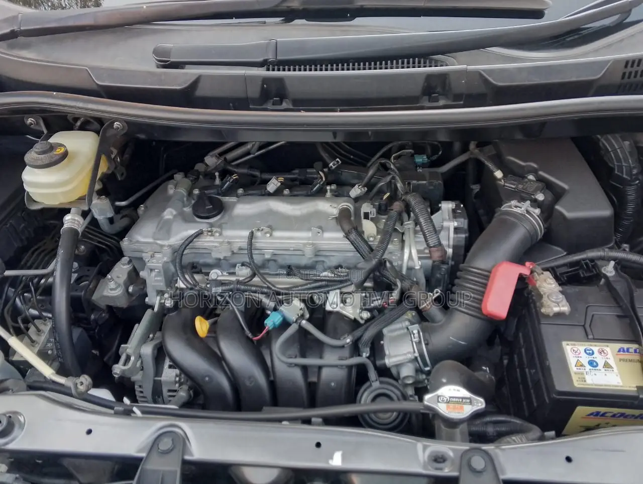 Toyota Noah 2.0 143hp AWD (8 Seater) 2010 Gray
