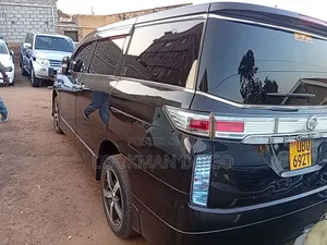 Nissan Elgrand SV Premium 2014 Black