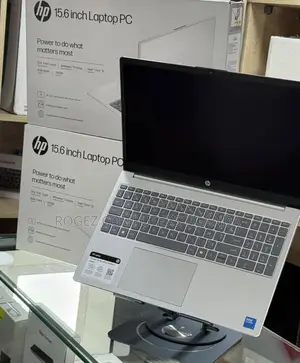 New Laptop HP 15-fd0290ns 16GB Intel Core i7 SSD 512GB