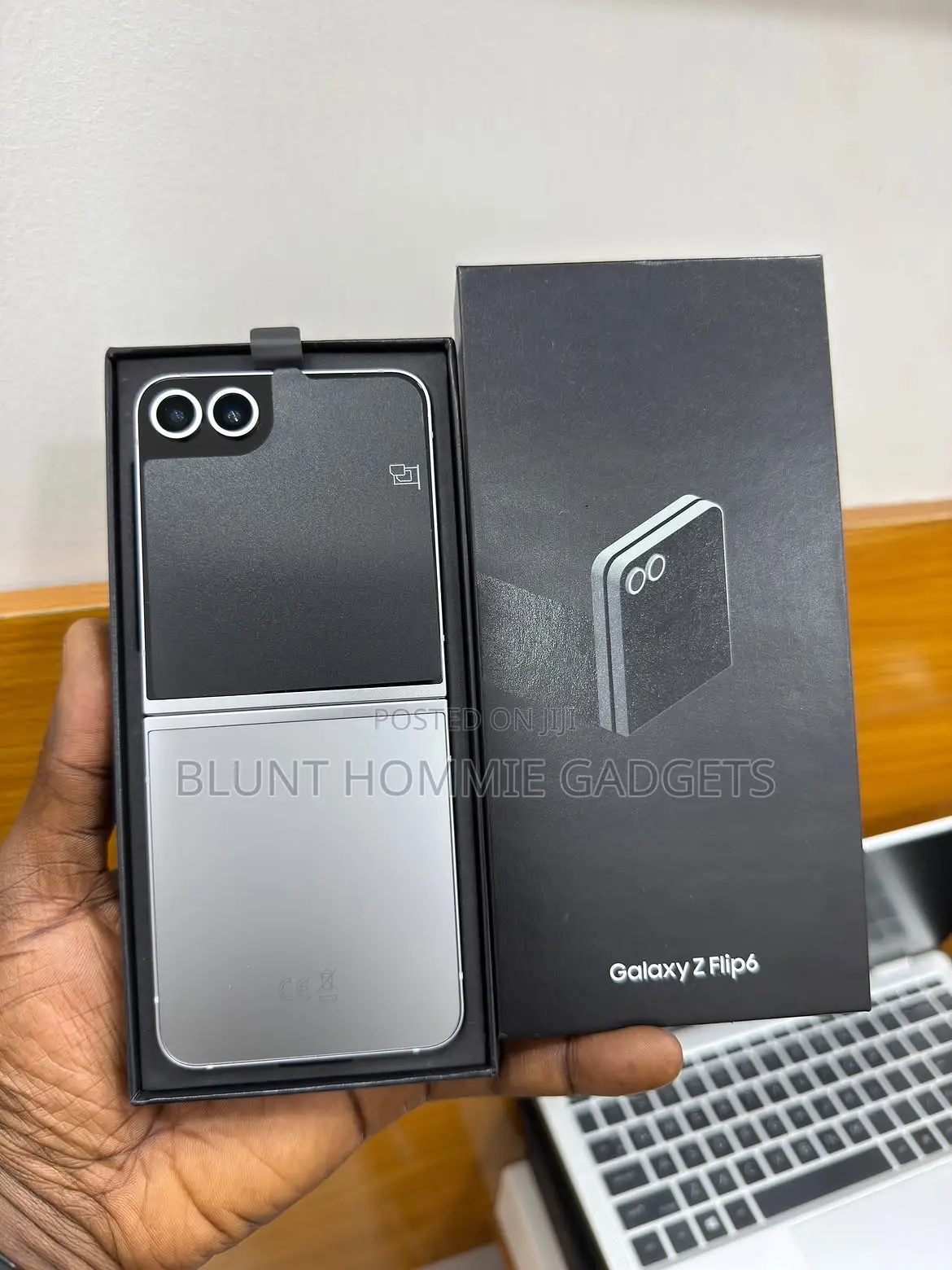 Samsung Galaxy Z Flip6 256 GB Silver
