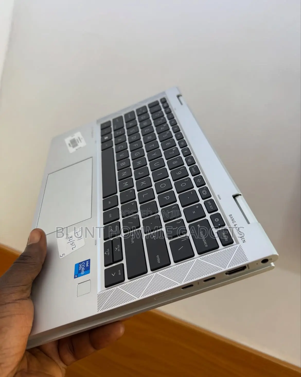 Laptop HP EliteBook 830 G8 8GB Intel Core i7 SSD 256GB