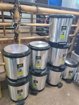 Stainless Indoor Plastic Dust Bins Plastic Dust Bins 10litres