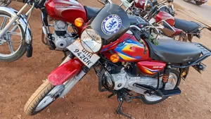 Bajaj CT 125X 2024 Red