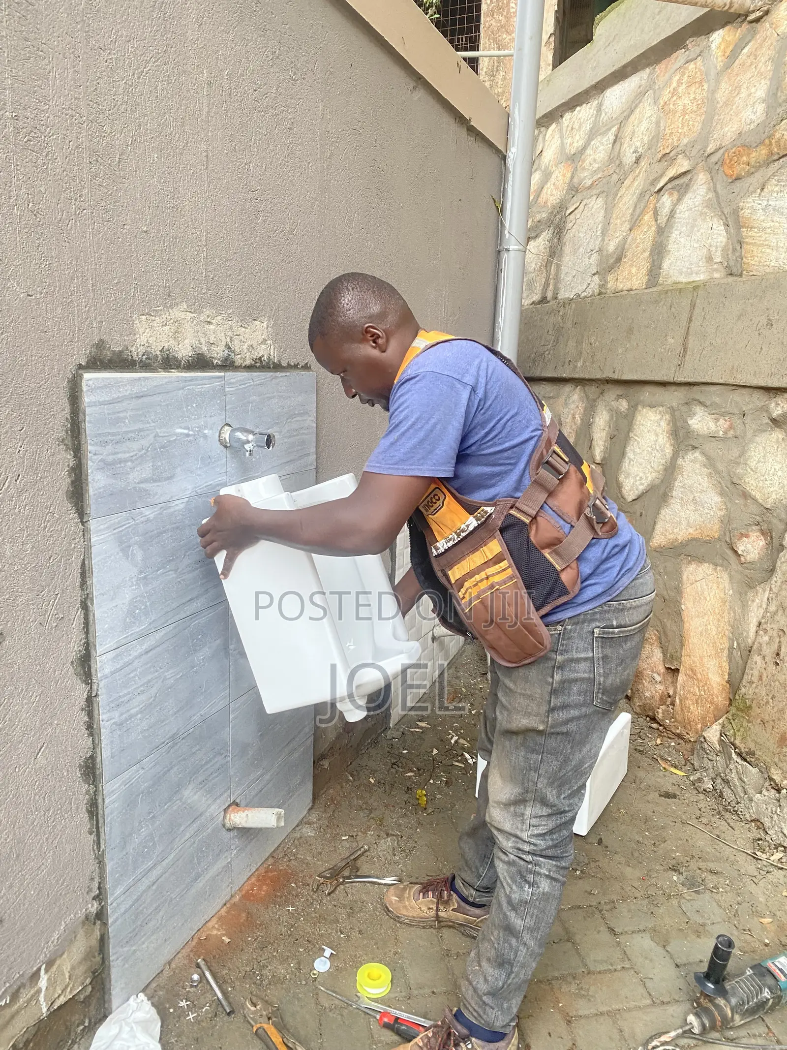 Urinal Installation