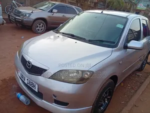 Mazda Demio 2006 Silver