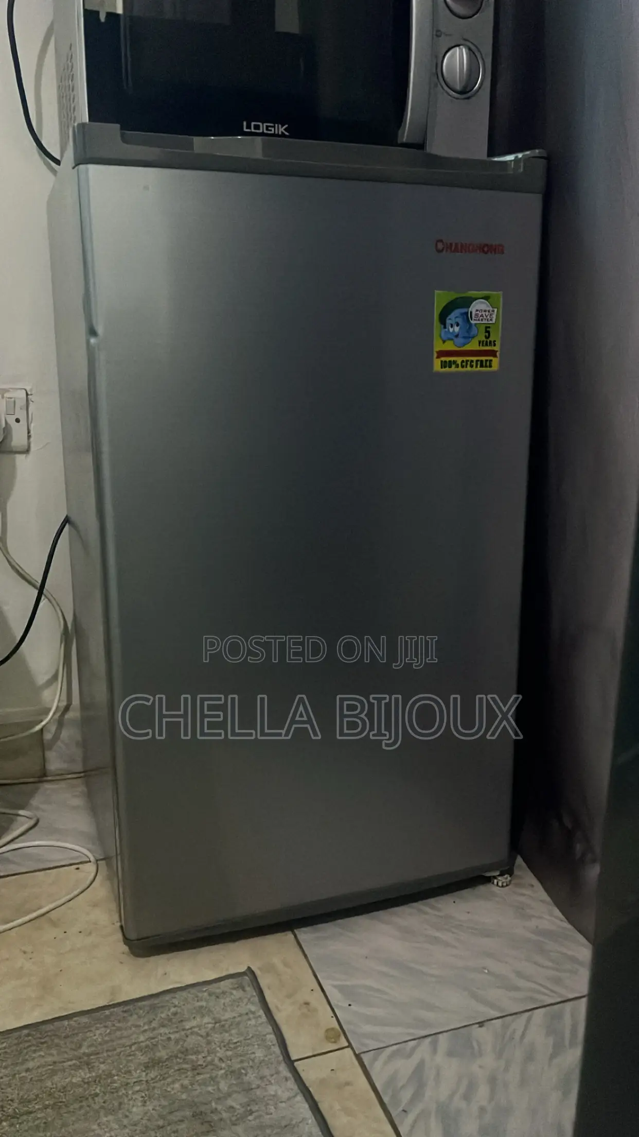 Changhong Single-Door Refrigerator Silver Finish 120-Liter