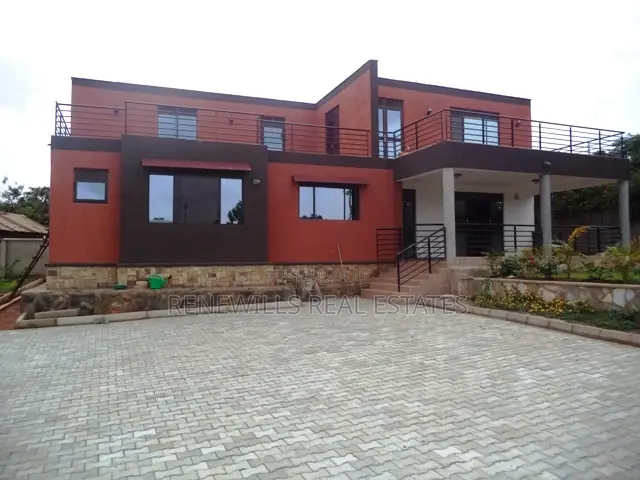 4bdrm Mansion in Renewills Real, Katabi for sale