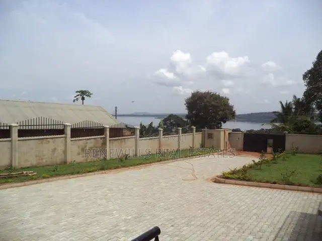 4bdrm Mansion in Renewills Real, Katabi for sale