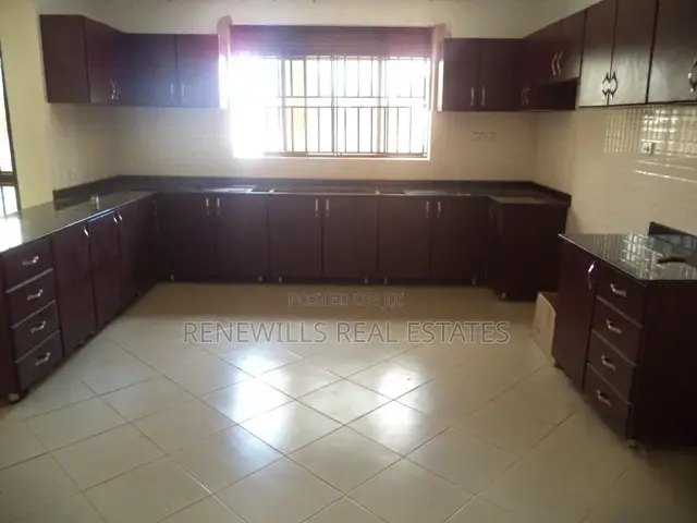 4bdrm Mansion in Renewills Real, Katabi for sale