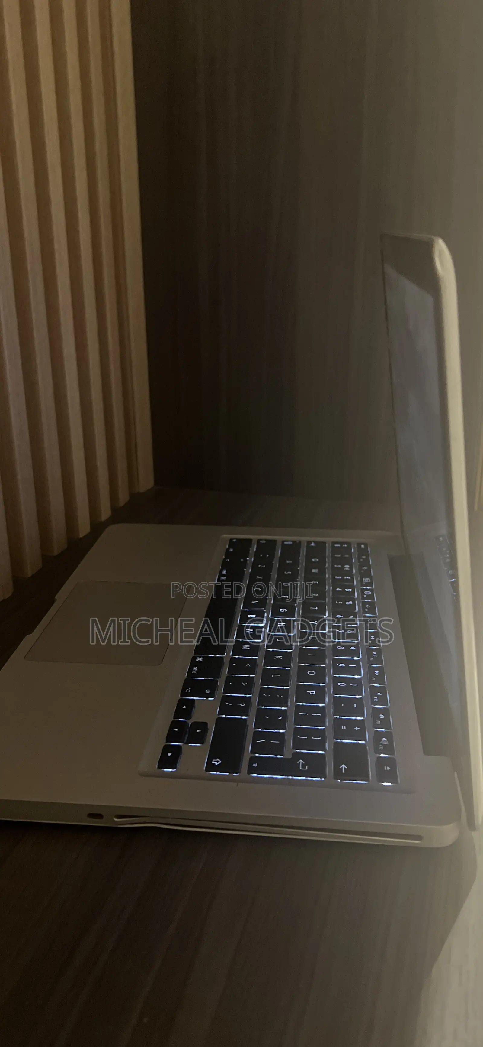 Laptop Apple MacBook Pro 2010 4GB Intel Core 2 Duo HDD+SSD 256GB