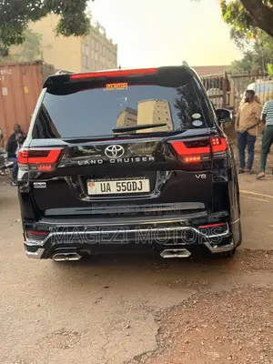 Toyota Land Cruiser 2021 Black