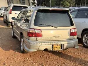 Subaru Forester 2002 Silver