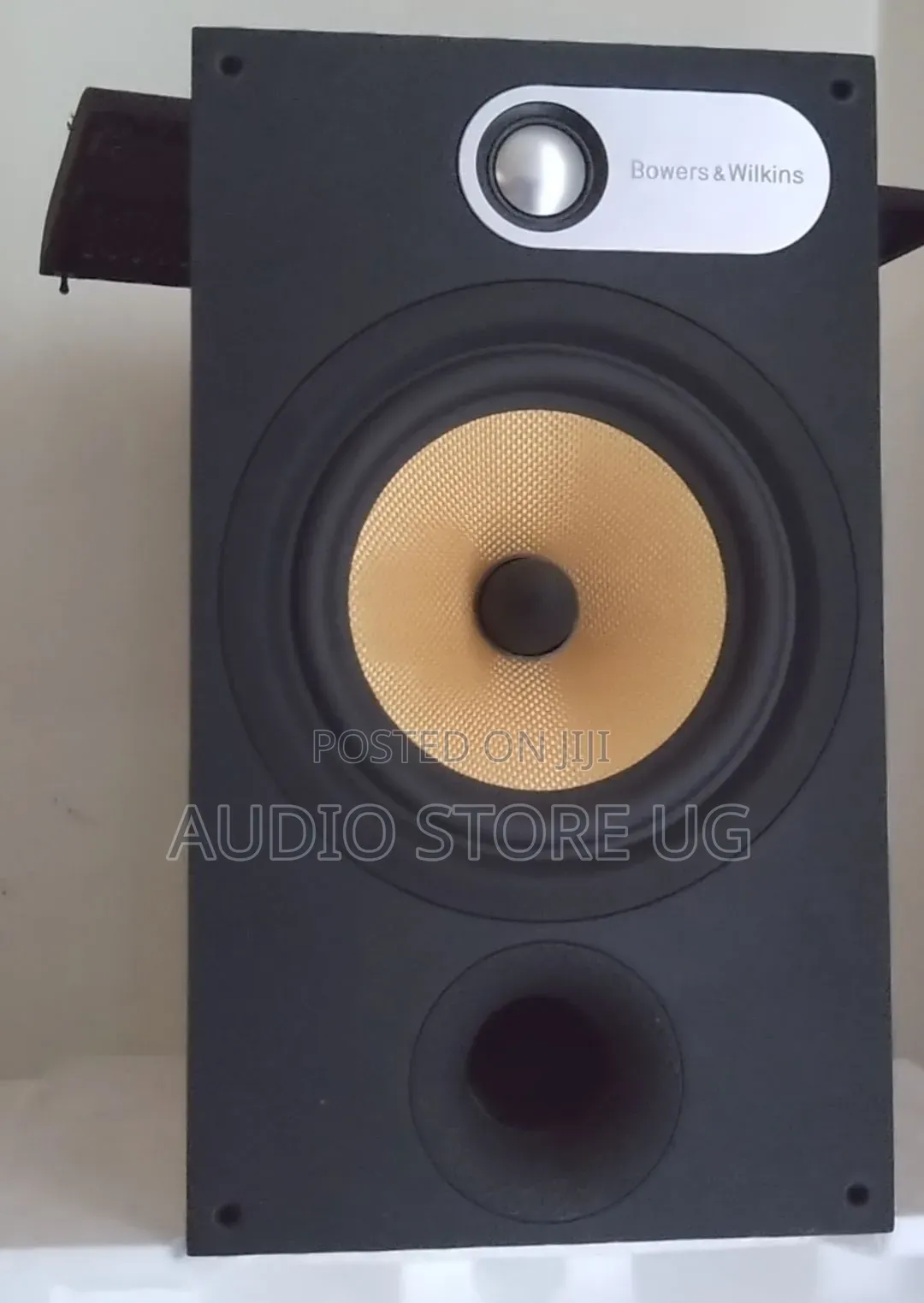 Bowers Wilkins High-End Speaker Set