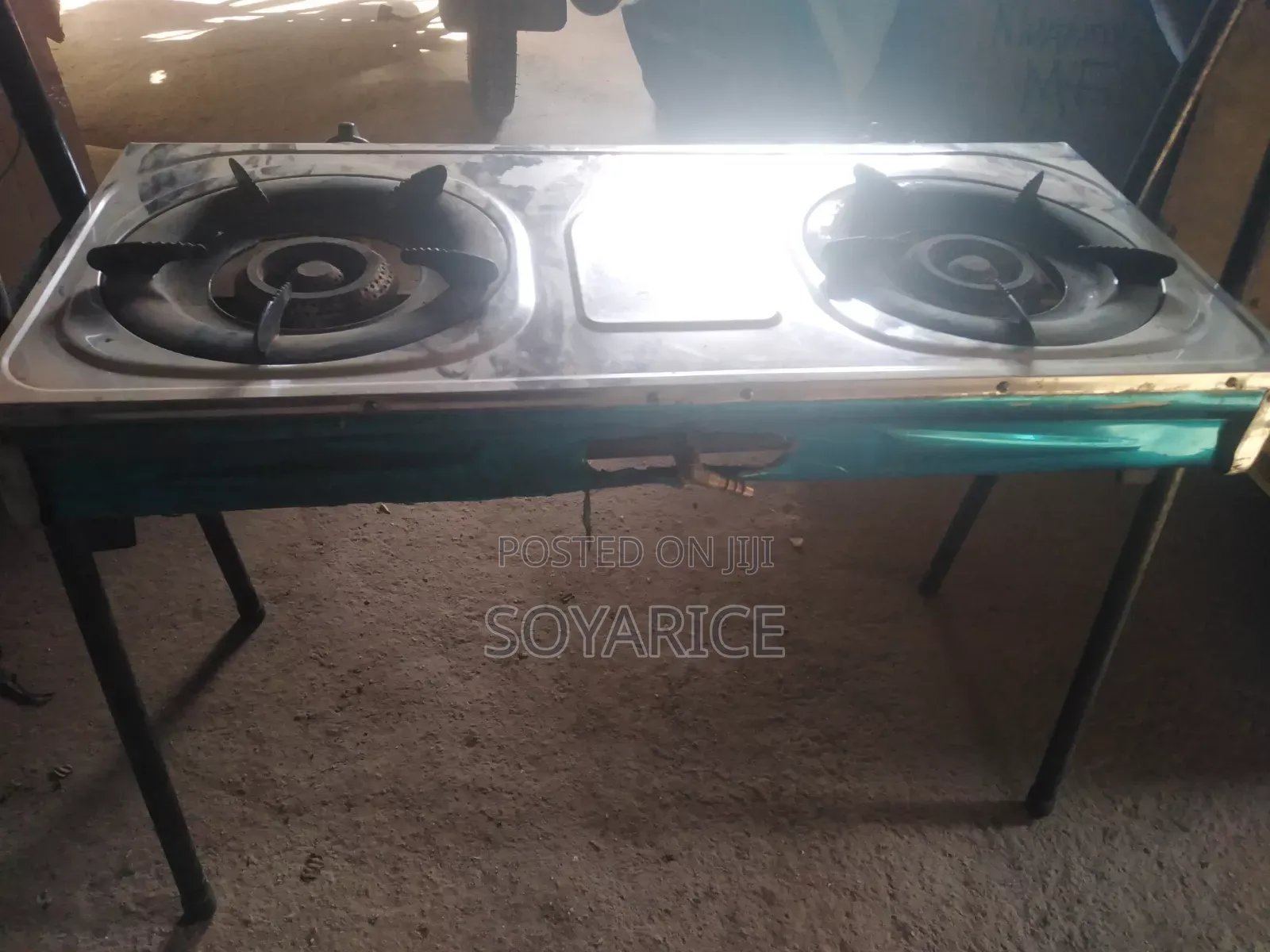 Gas Cooker With Stand