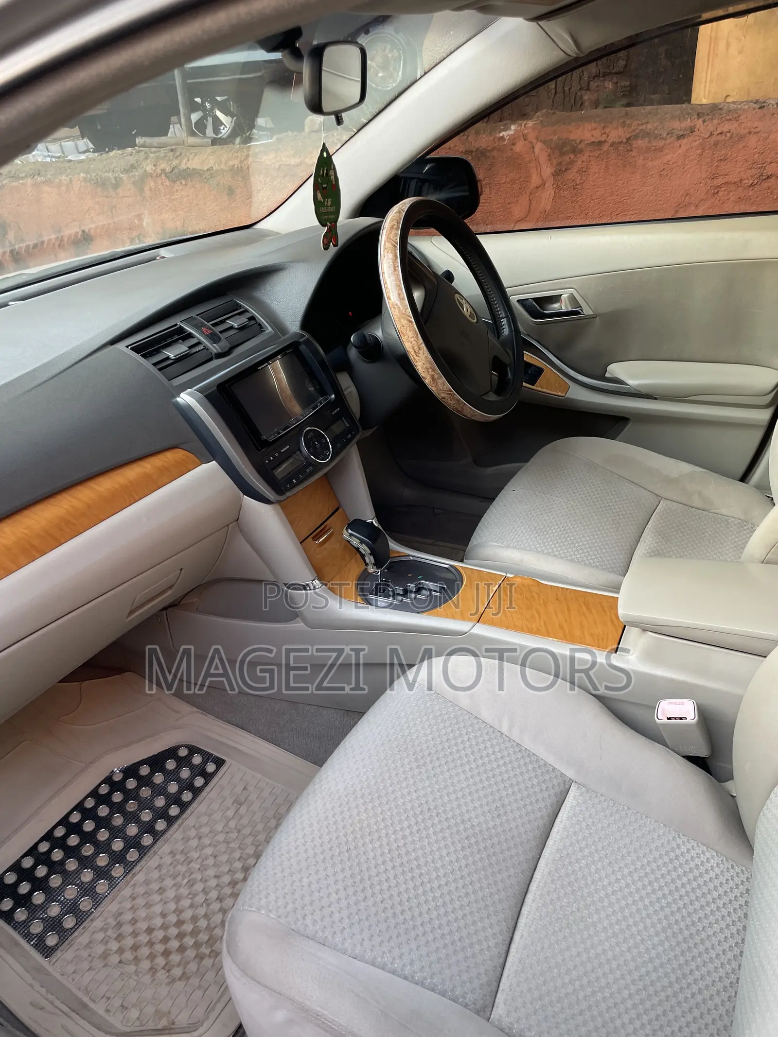 Toyota Premio 2009 Silver