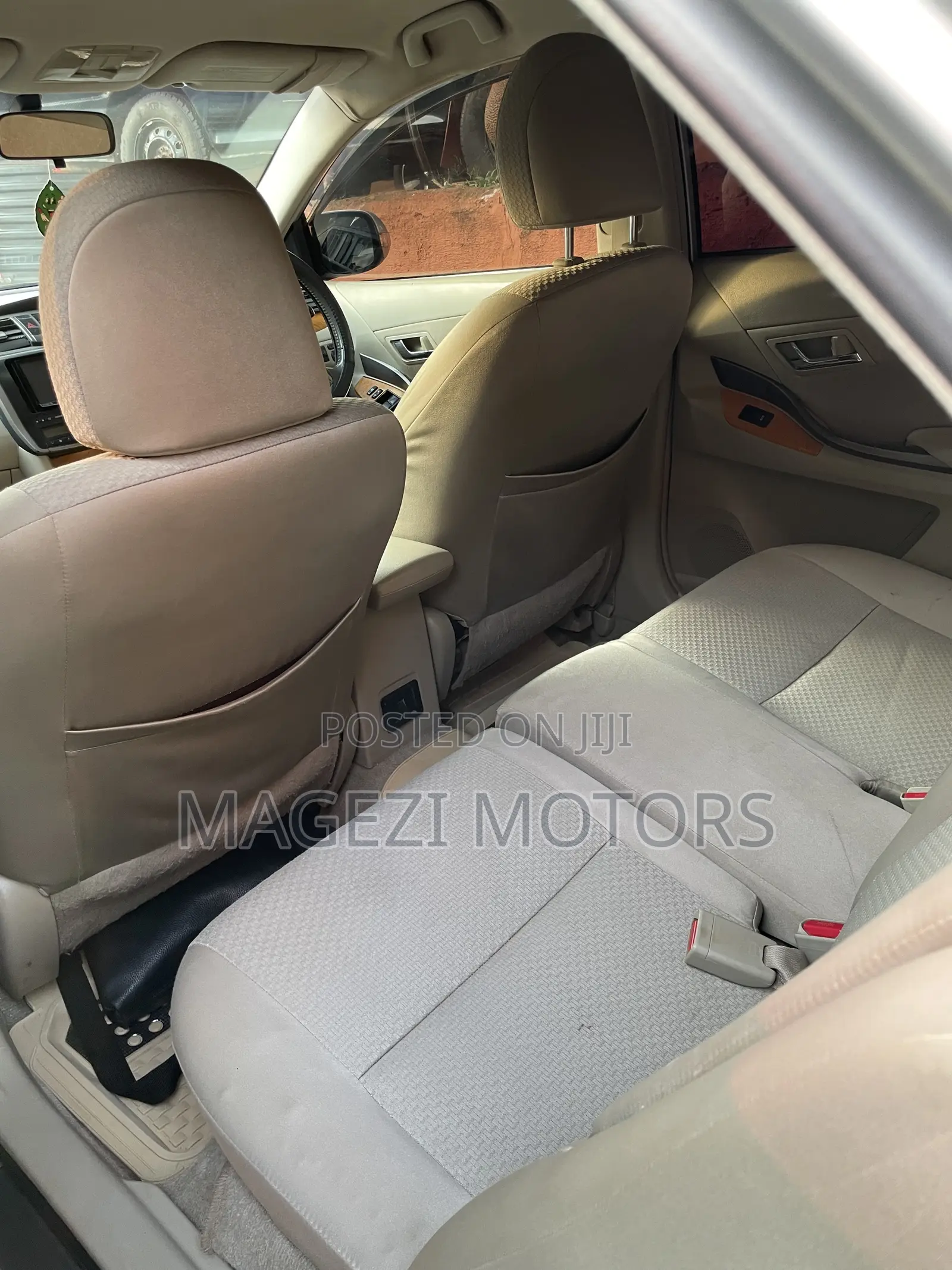 Toyota Premio 2009 Silver