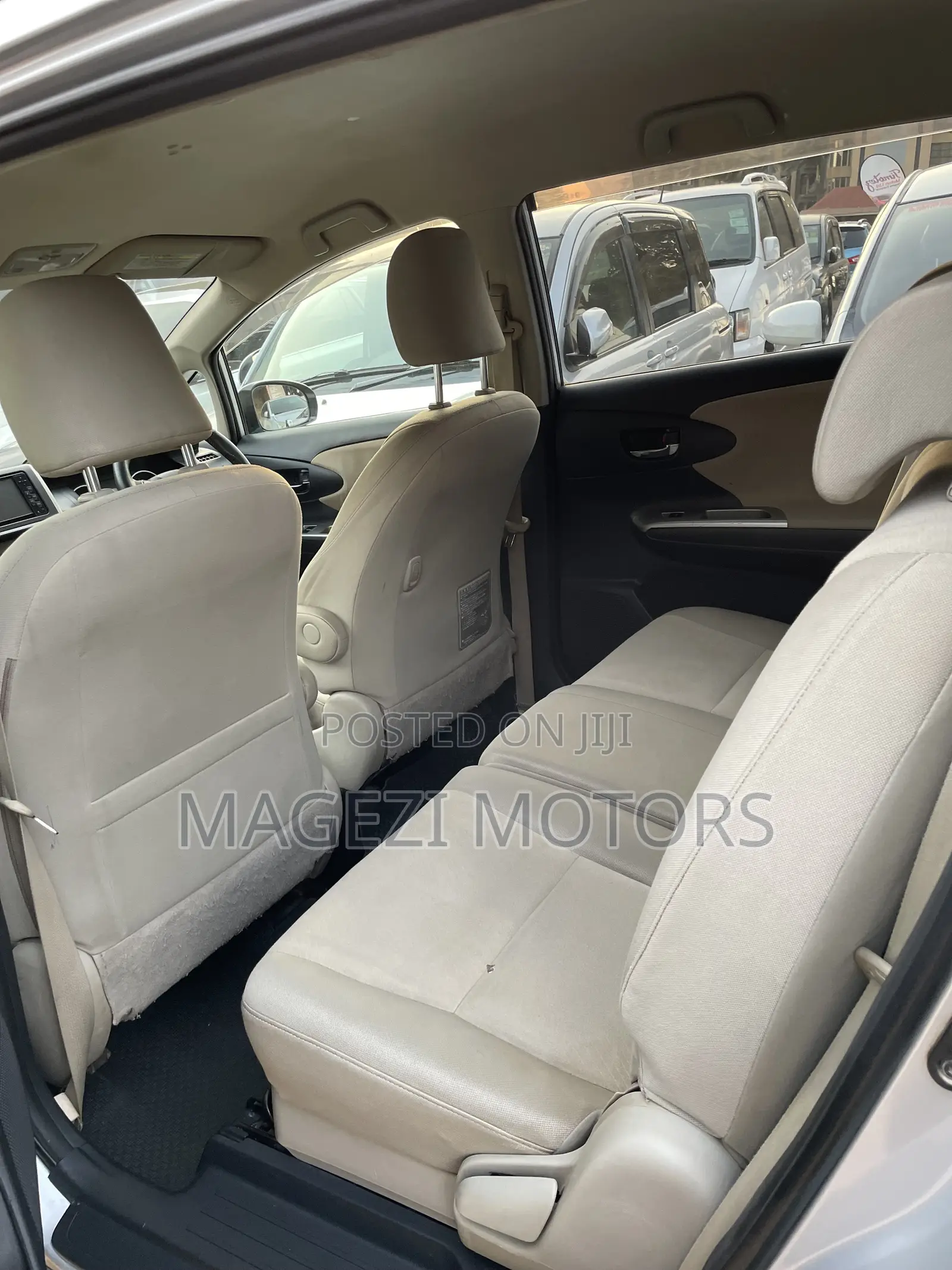 Toyota Wish 2010 Silver