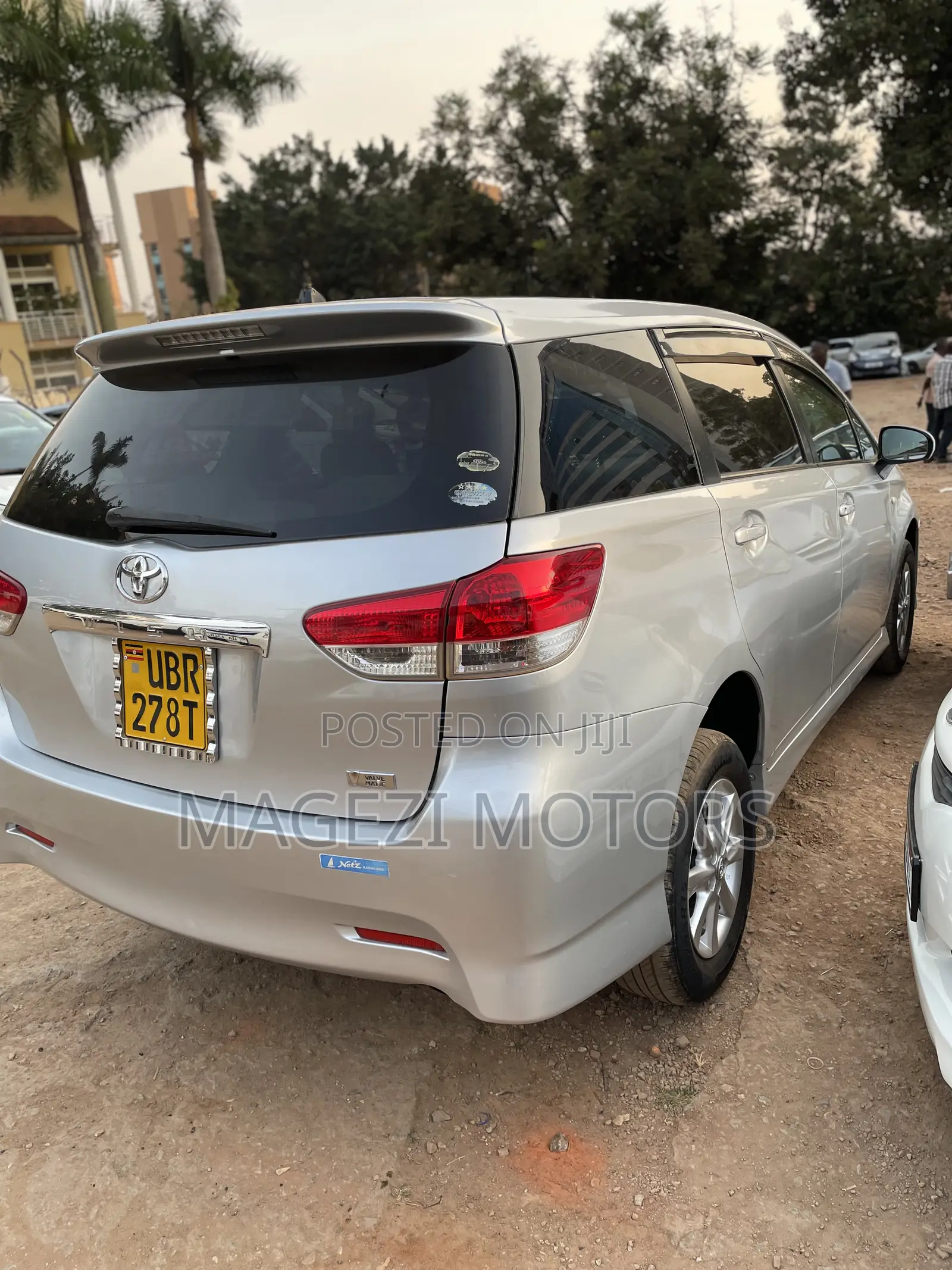 Toyota Wish 2010 Silver