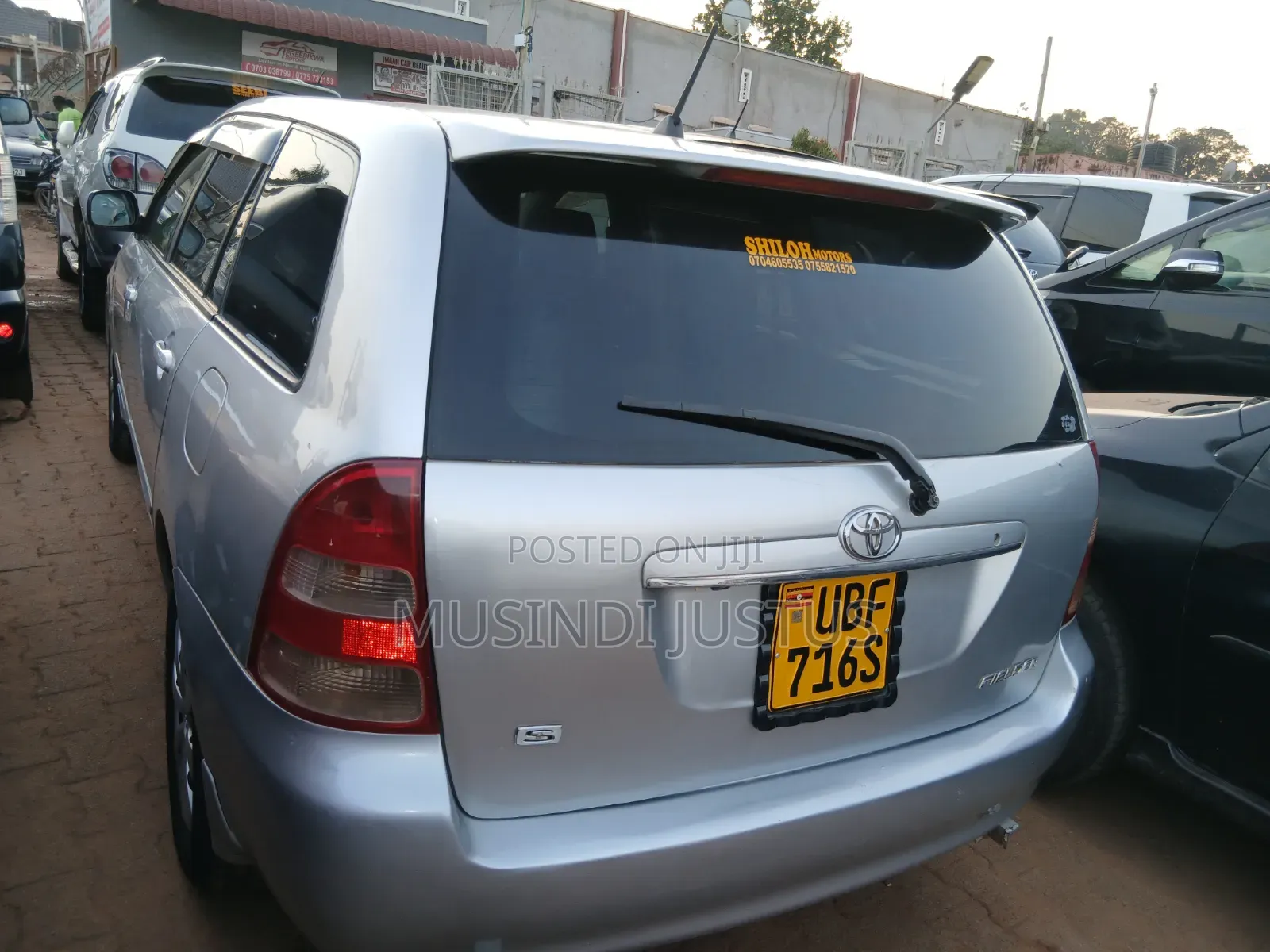 Toyota Corolla Fielder 2004 Silver