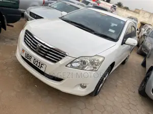 Toyota Premio 2009 White