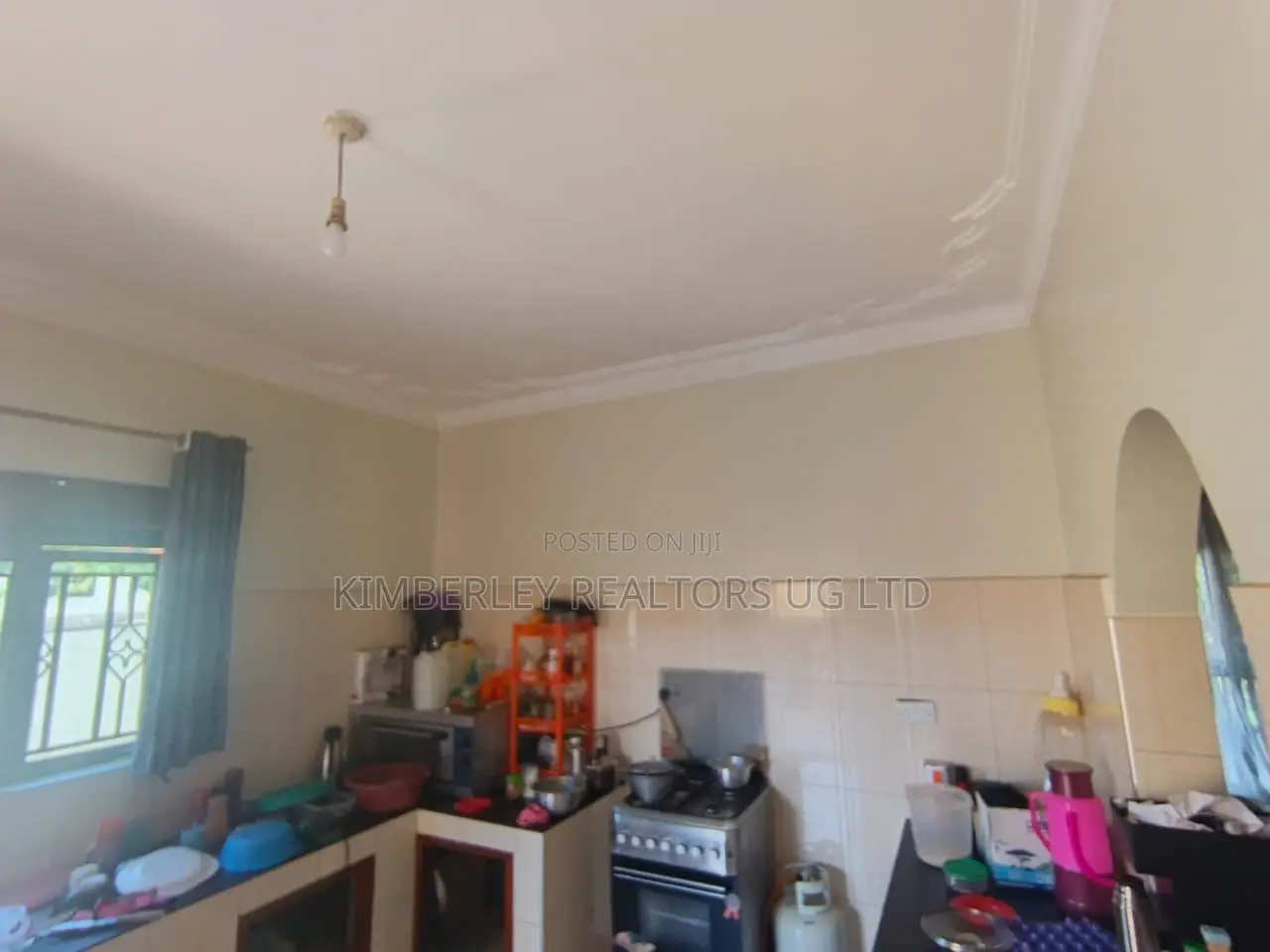 3bdrm House in Division A for sale