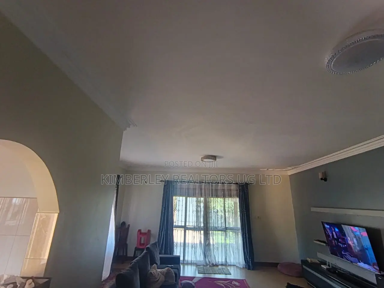 3bdrm House in Division A for sale