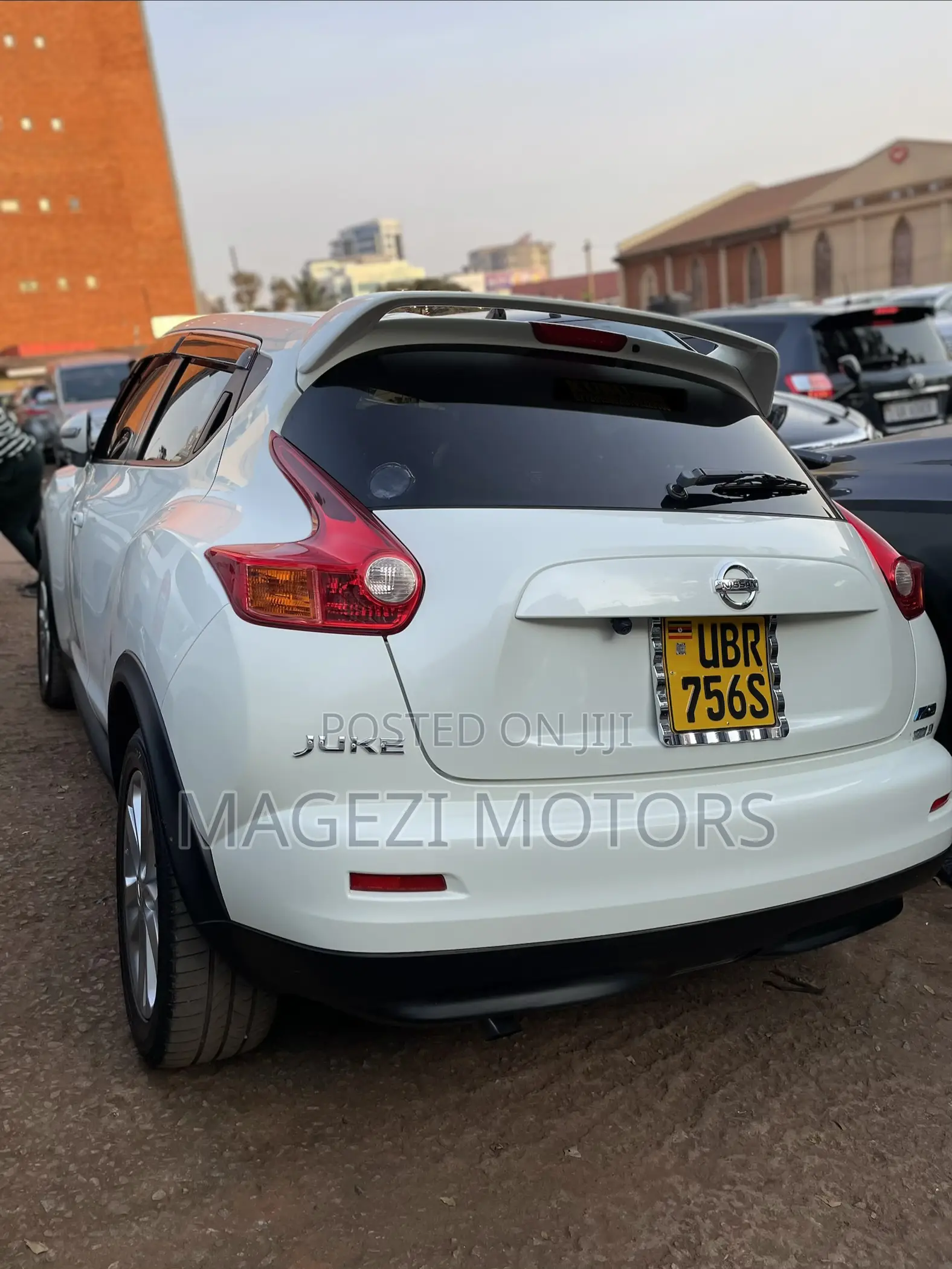 Nissan Juke 2012 White