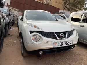 Nissan Juke 2012 White