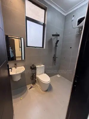 3bdrm Apartment in Muyenga, Central Division for rent
