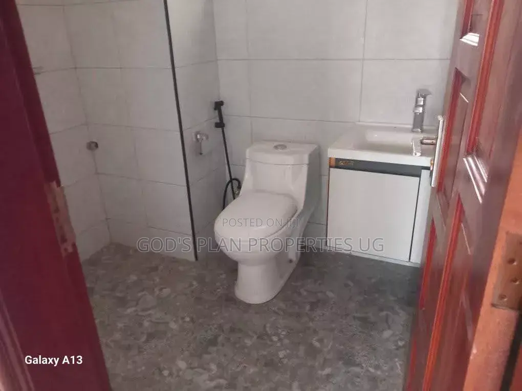2bdrm Apartment in Gaba Estate, Central Division for rent