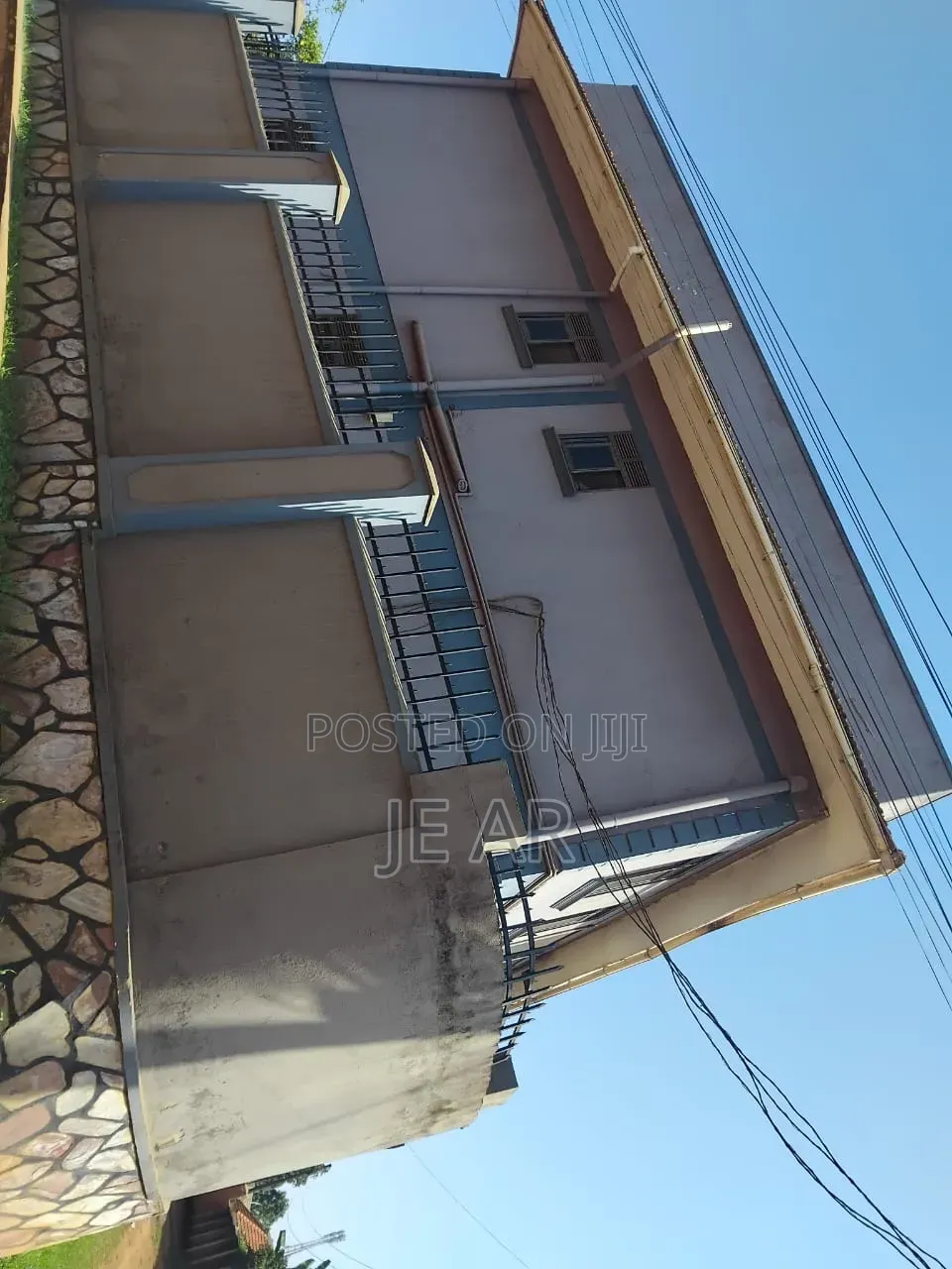 3bdrm Apartment in Kira for sale
