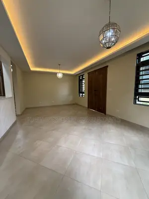 6bdrm Bungalow in Vines, Central Division for sale