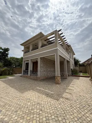 6bdrm Bungalow in Vines, Central Division for sale
